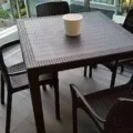 Стол обеденный квадратный FIJI Quatro Table